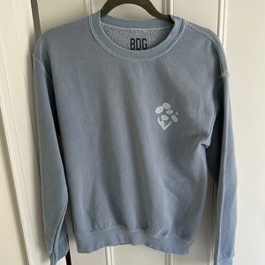 Light blue/grey BDG crewneck sweater